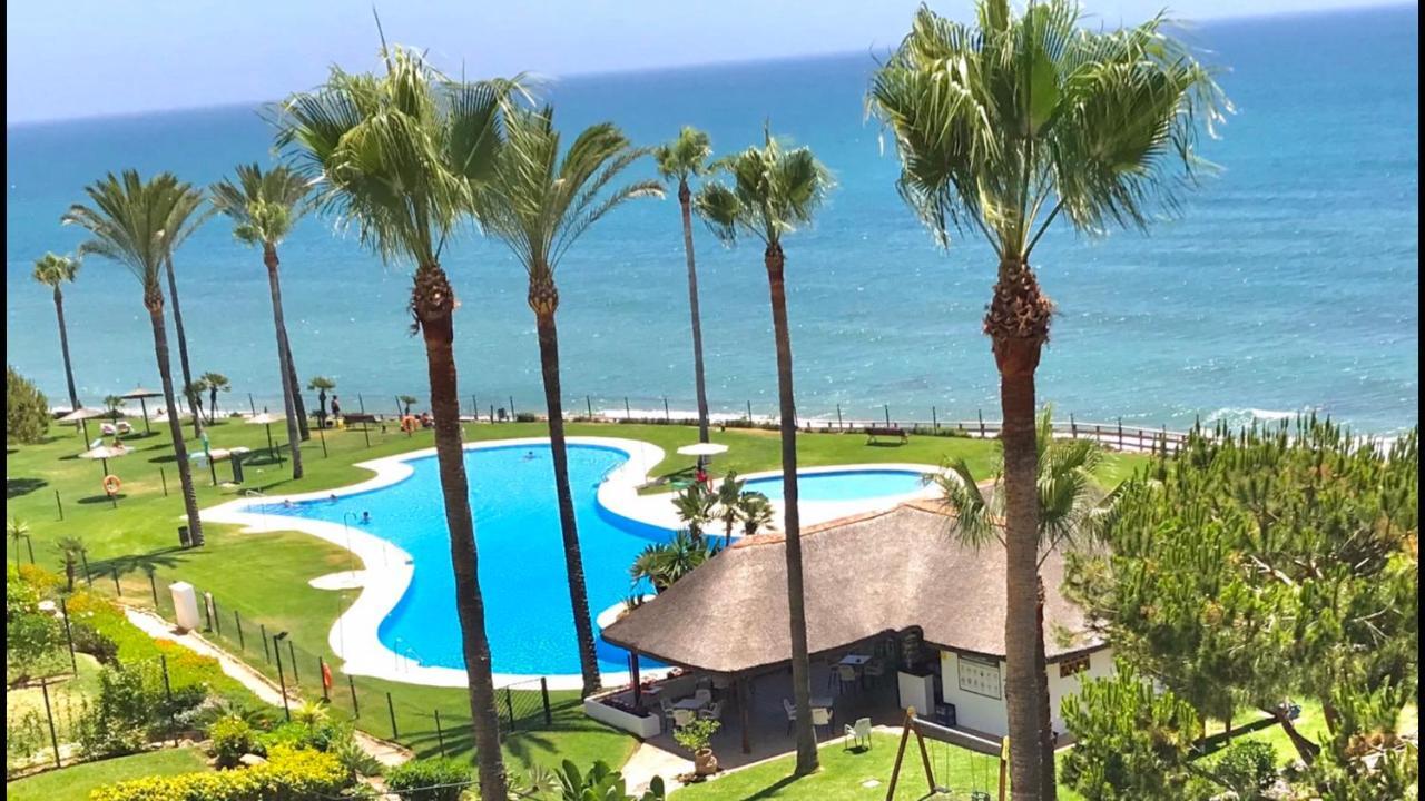 Mi Capricho 170 Beachfront Apartment Sitio de Calahonda エクステリア 写真