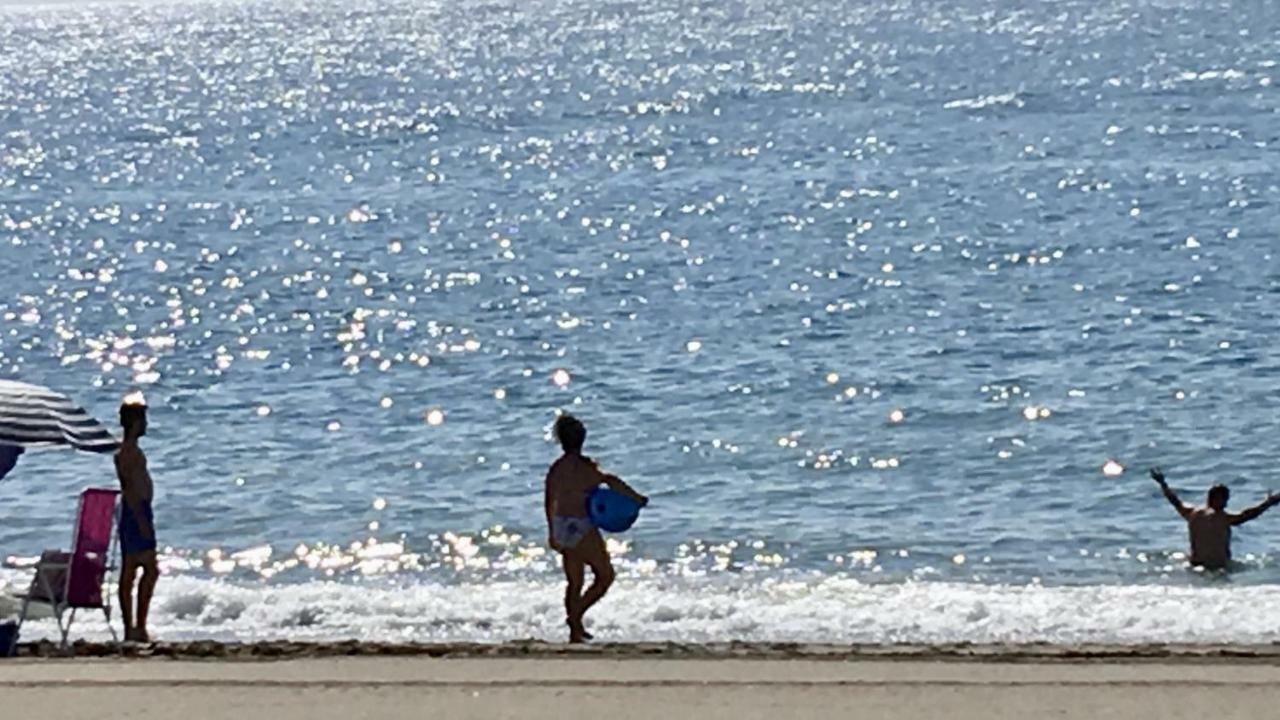 Mi Capricho 170 Beachfront Apartment Sitio de Calahonda エクステリア 写真