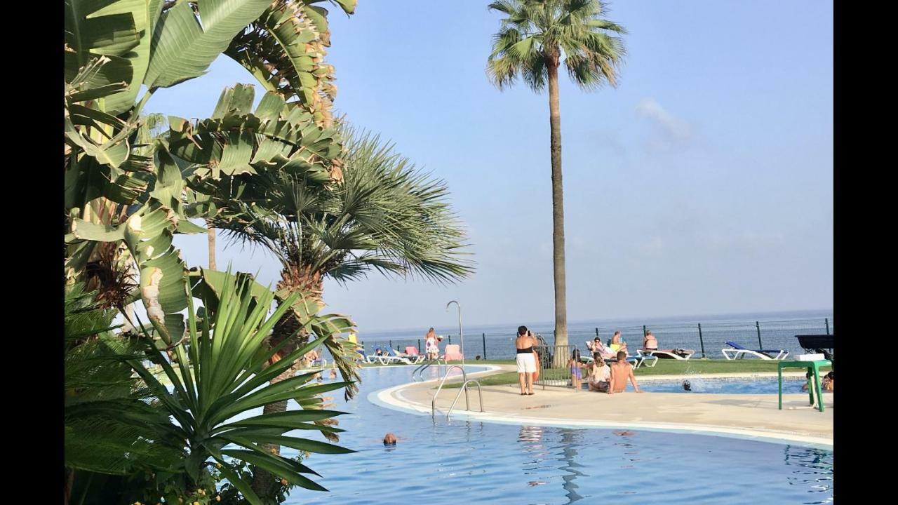 Mi Capricho 170 Beachfront Apartment Sitio de Calahonda エクステリア 写真