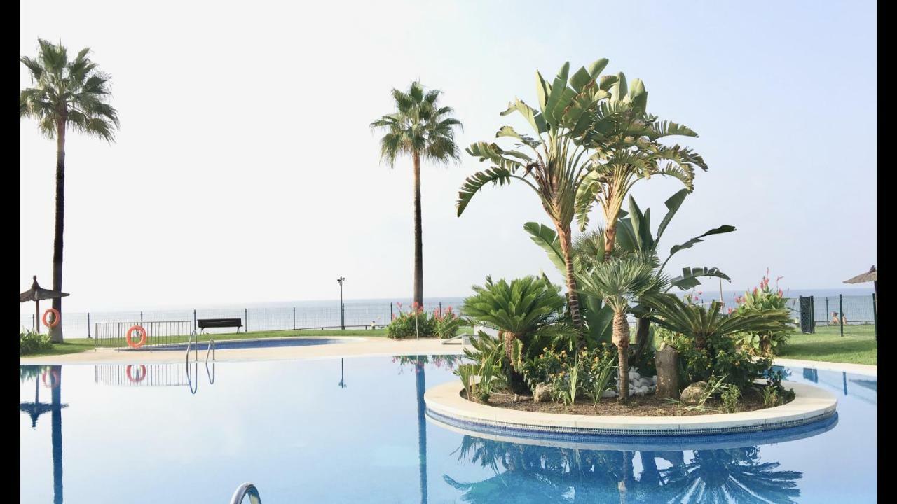 Mi Capricho 170 Beachfront Apartment Sitio de Calahonda エクステリア 写真