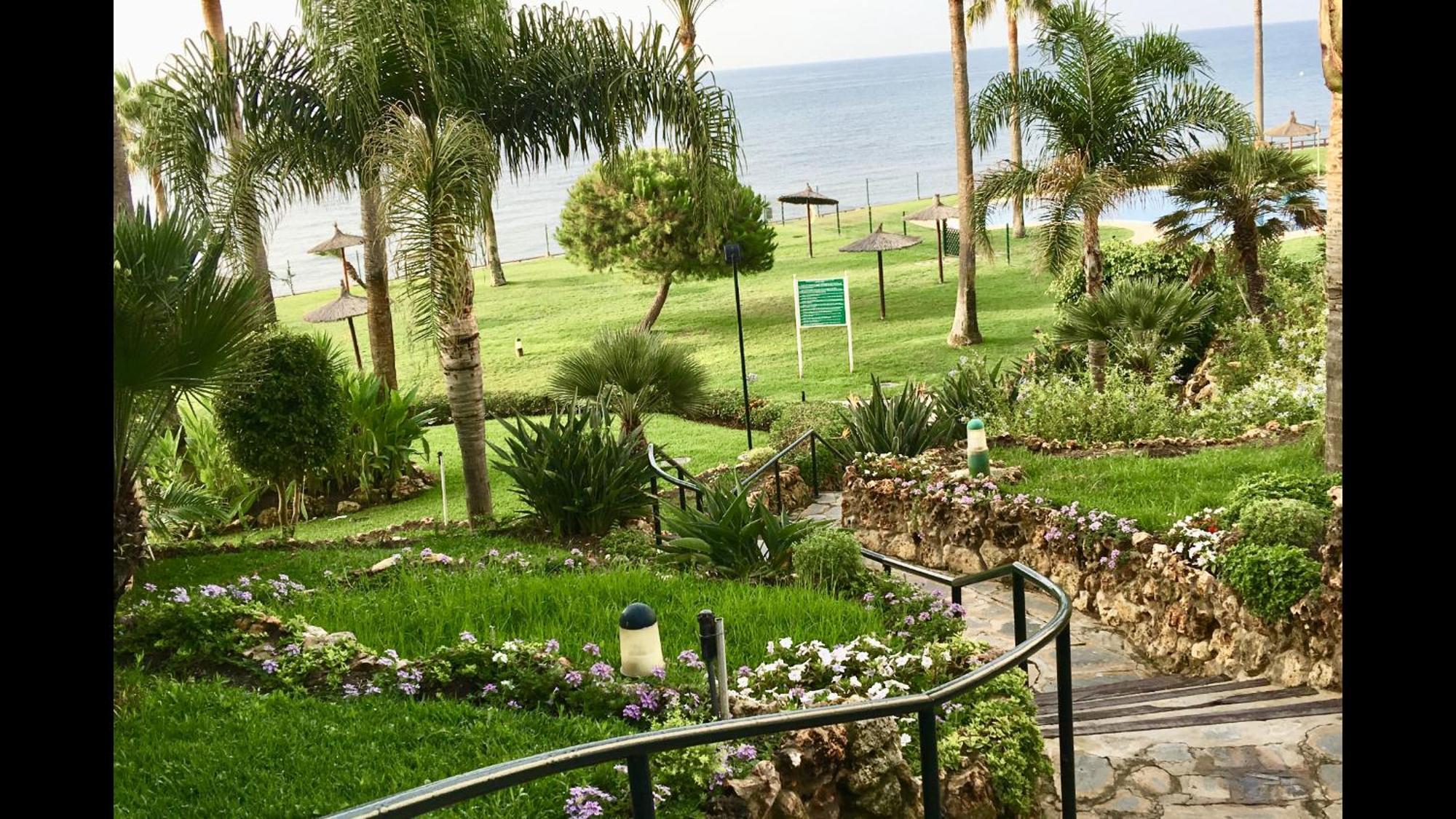 Mi Capricho 170 Beachfront Apartment Sitio de Calahonda エクステリア 写真